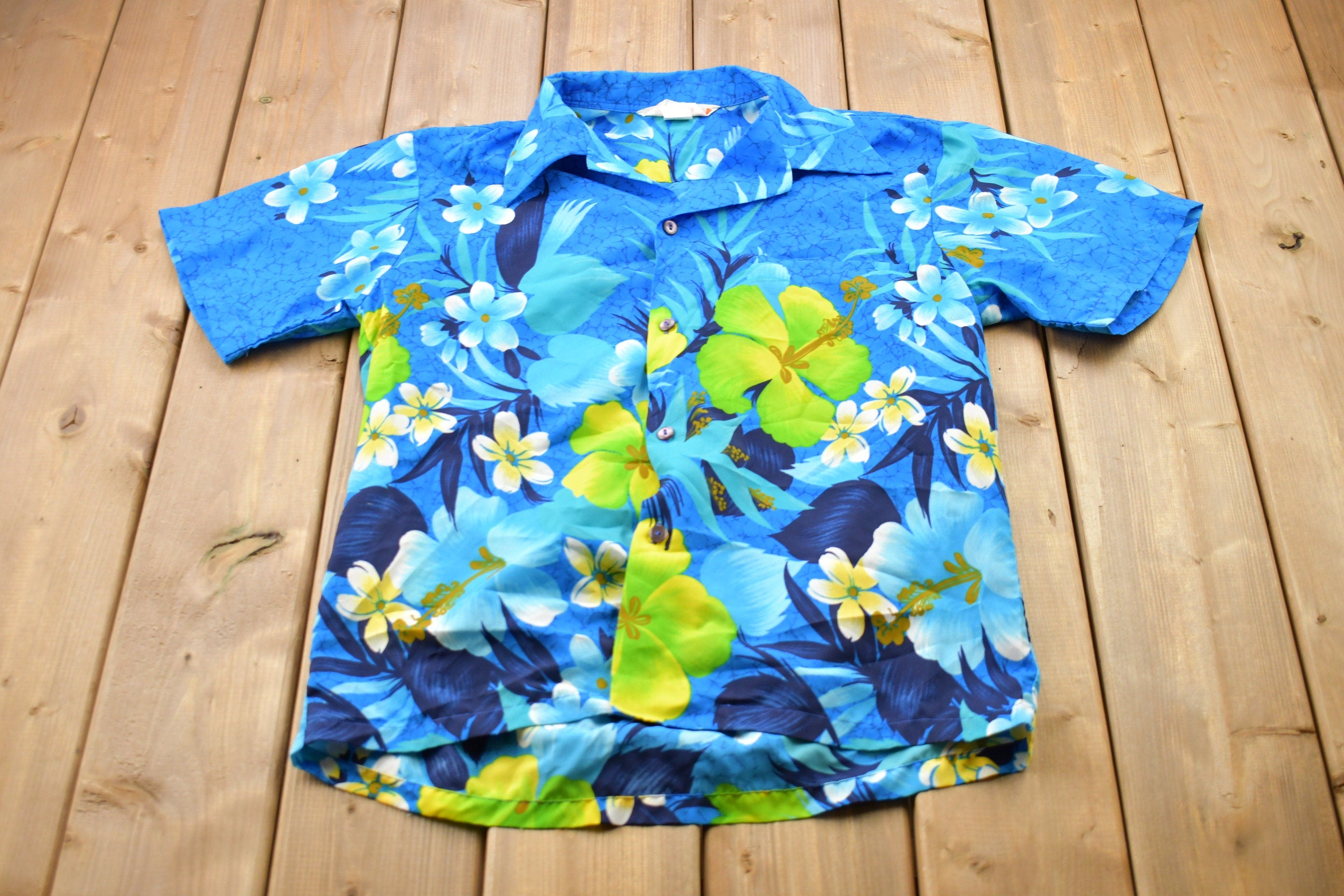 Vintage 1990s Floral All Over Print Short Sleeve Button Up Shirt