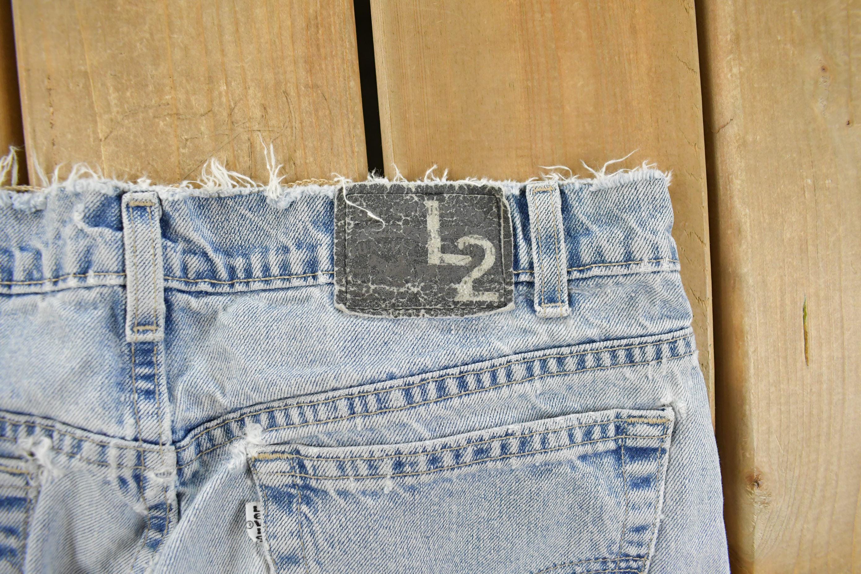 Vintage 1990s Levi's Distressed Relaxed Fit Denim Jeans Men's 32 x 29
