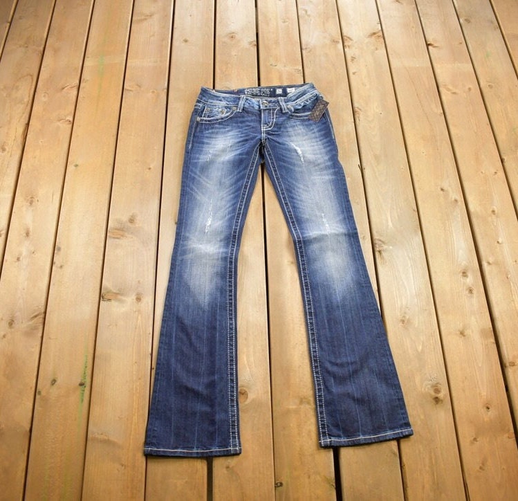 Vintage Y2K Miss Me Bedazzled Low Rise Jeans Size 26x31