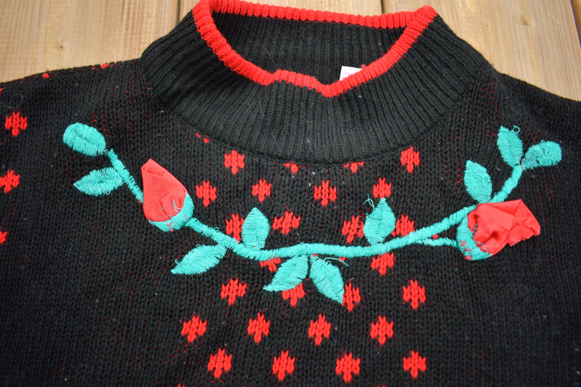 Vintage 1990's Basket Yarn Womens Floral Knit Mock Neck Sweater