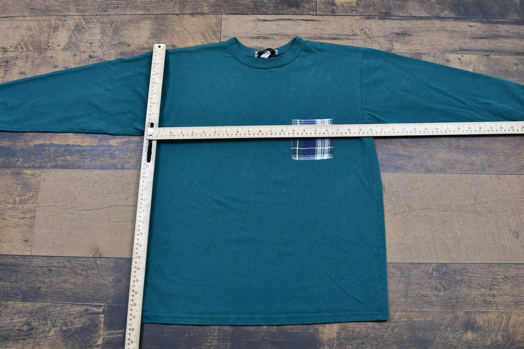 Vintage 1990s Metropolitan Long Sleeve Plaid Pocket Long Sleeve
