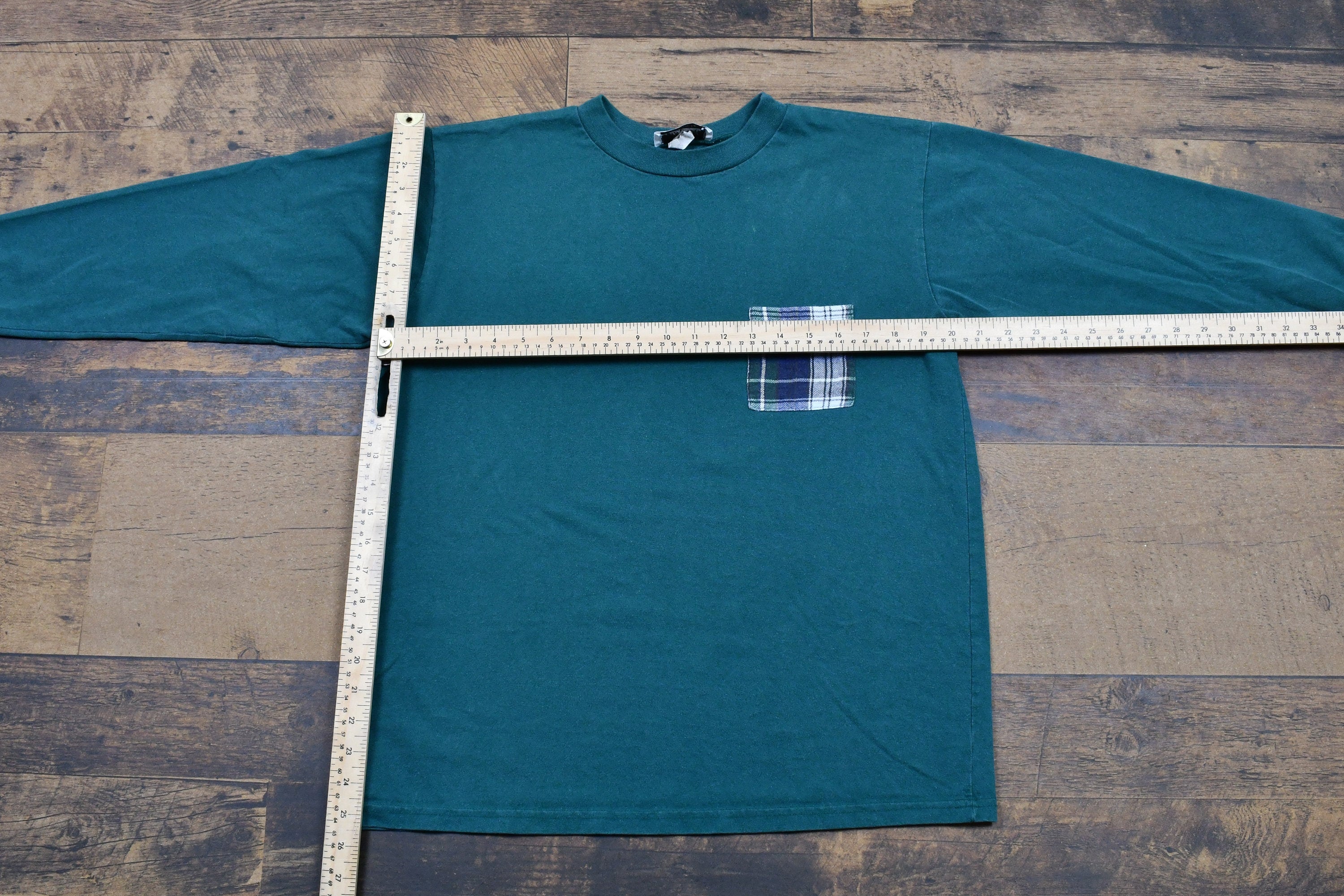 Vintage 1990s Metropolitan Long Sleeve Plaid Pocket Long Sleeve