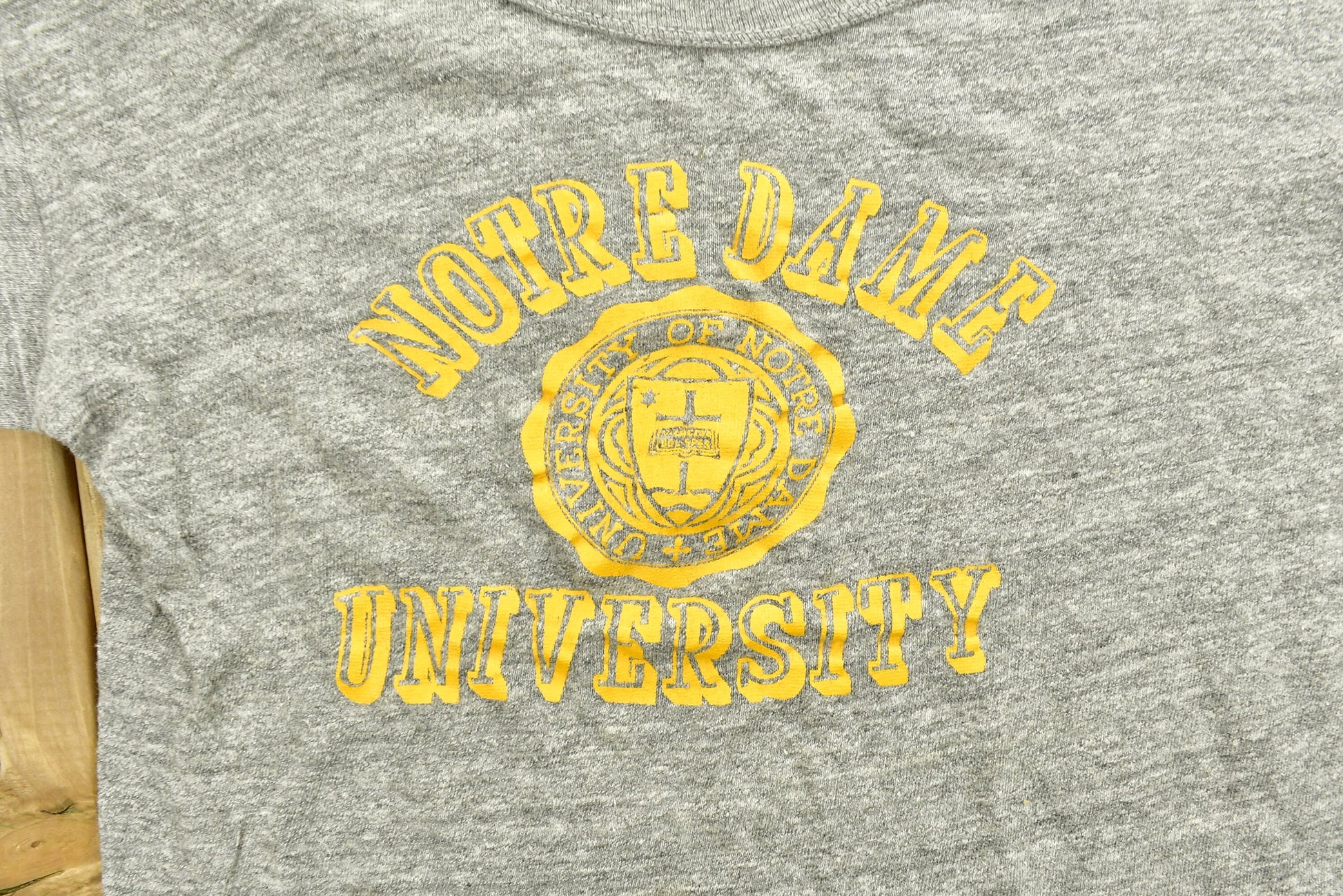Vintage 1980s University of Notre Dame Collegiate T-Shirt / NCAA Tee / Single Stitch / Americana / Sportswear / Athleisure