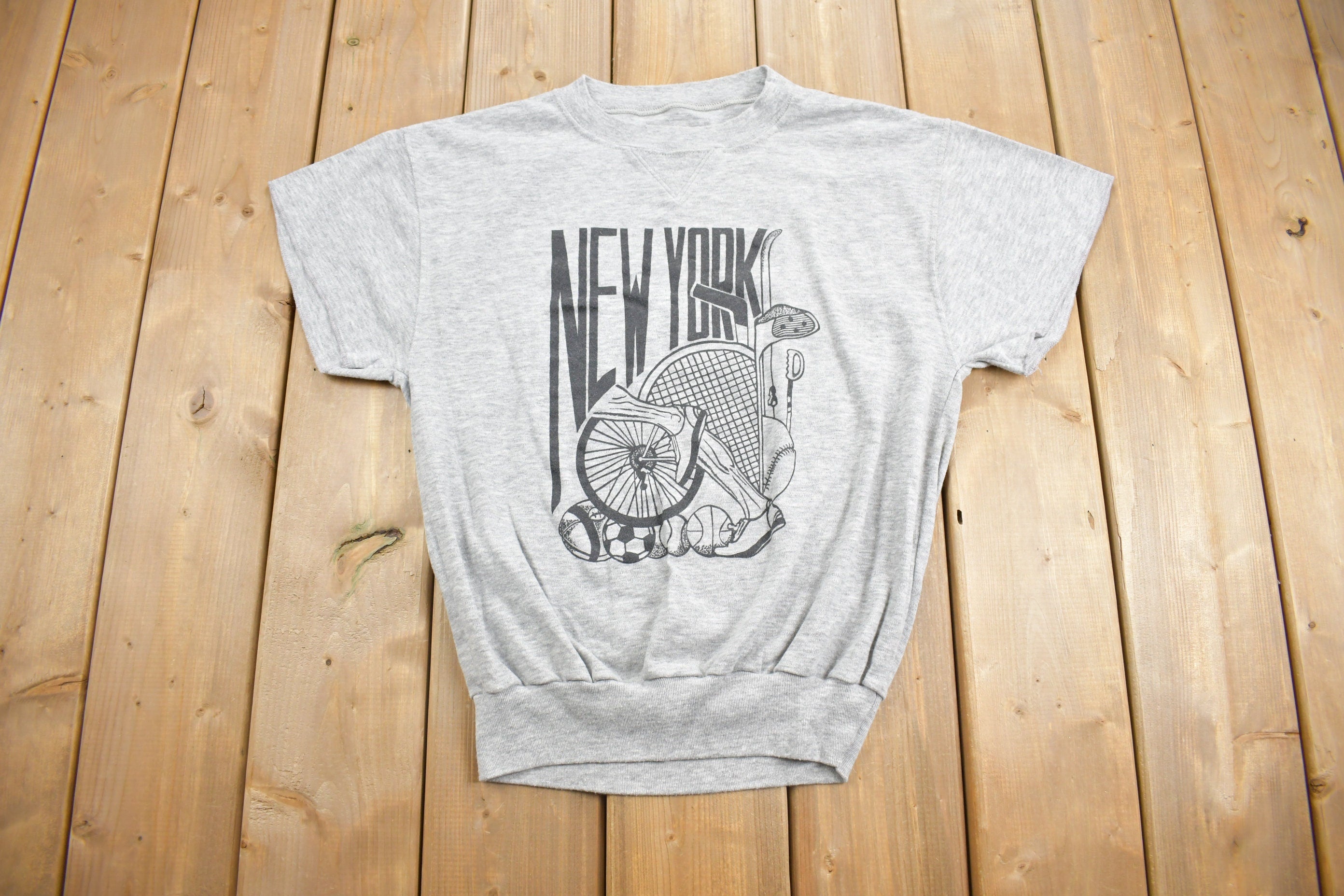 Vintage 1980s New York Short Sleeve Crewneck Sweatshirt Bike 80s Crewneck