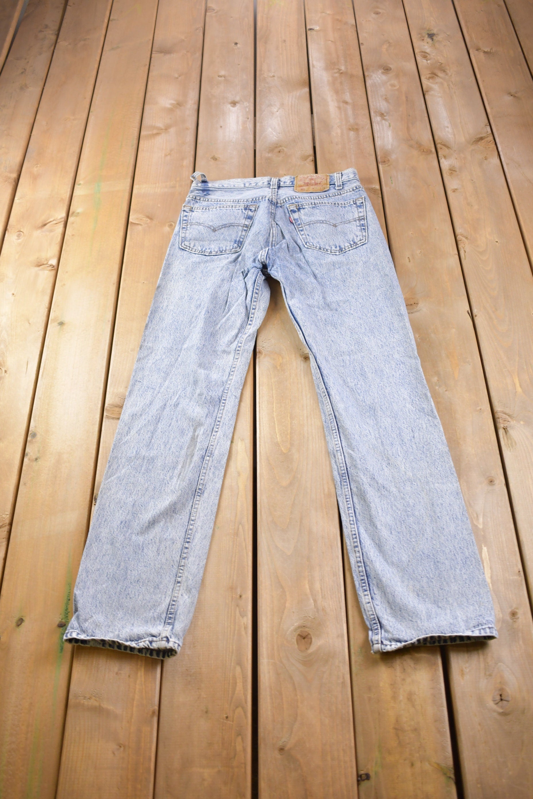 Vintage 1990s Levi 501 Red Tab Jeans Size 30 x 32.5