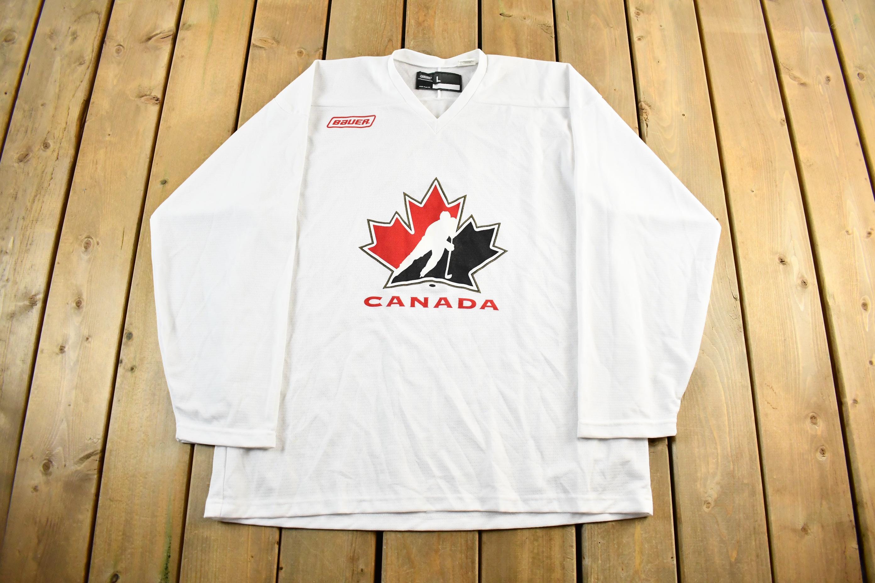 Vintage 2000s Team Canada Bauer Hockey Jersey Men's Large
