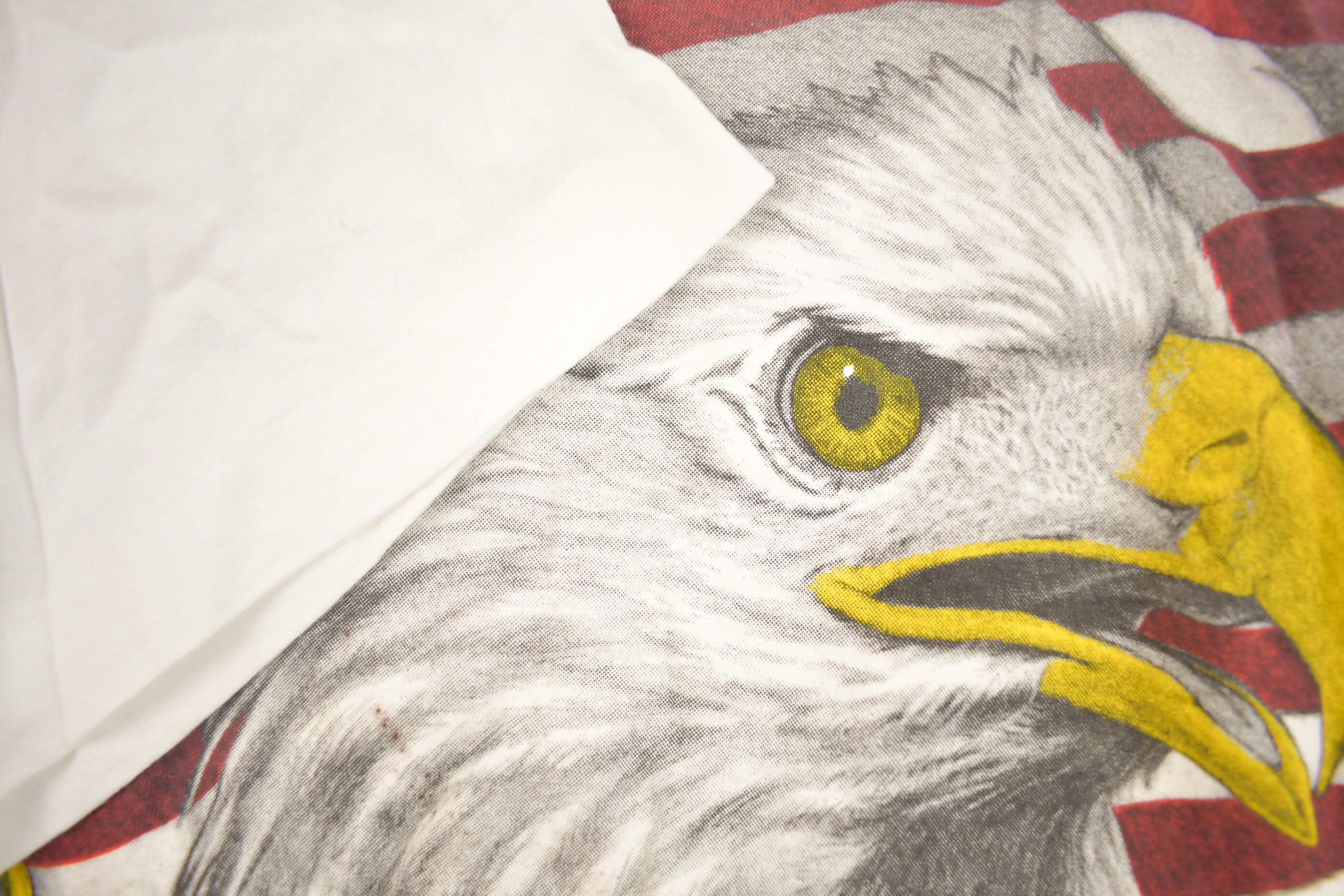 Vintage 1990s American Bald Eagle Graphic T-Shirt