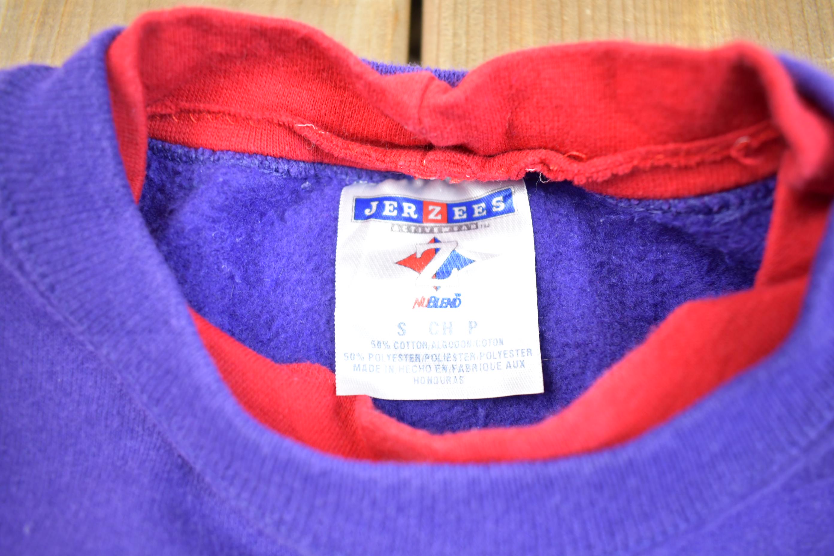 Vintage 1990s Womens Fashions Jawline Embroidered Cute Double Collar Crewneck Sweater