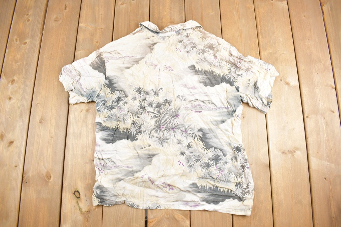 Vintage 1980s Kennington Hawaiian Button Up Shirt