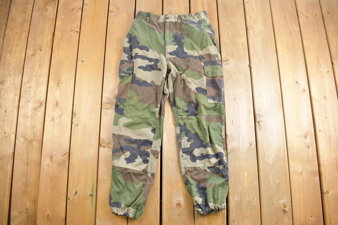 Vintage 2001 Army Woodland Camouflage Cargo Pants Size 33 x 25.5