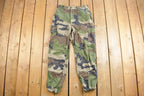 Vintage 1990s Army Woodland Camouflage Cargo Pants Size 33 x 26