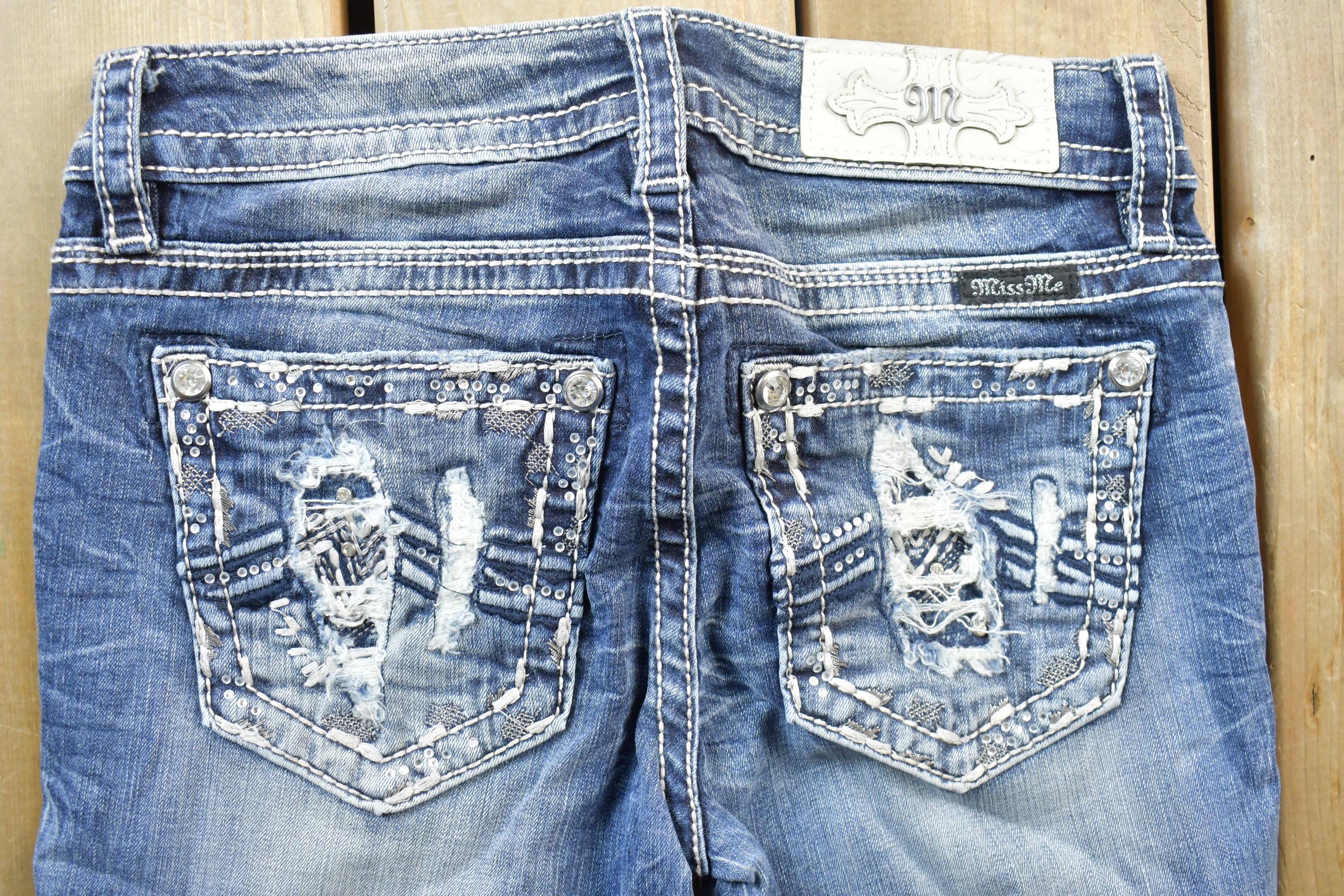 Vintage Y2K Miss Me Bedazzled Low Rise Jeans Size 26x32