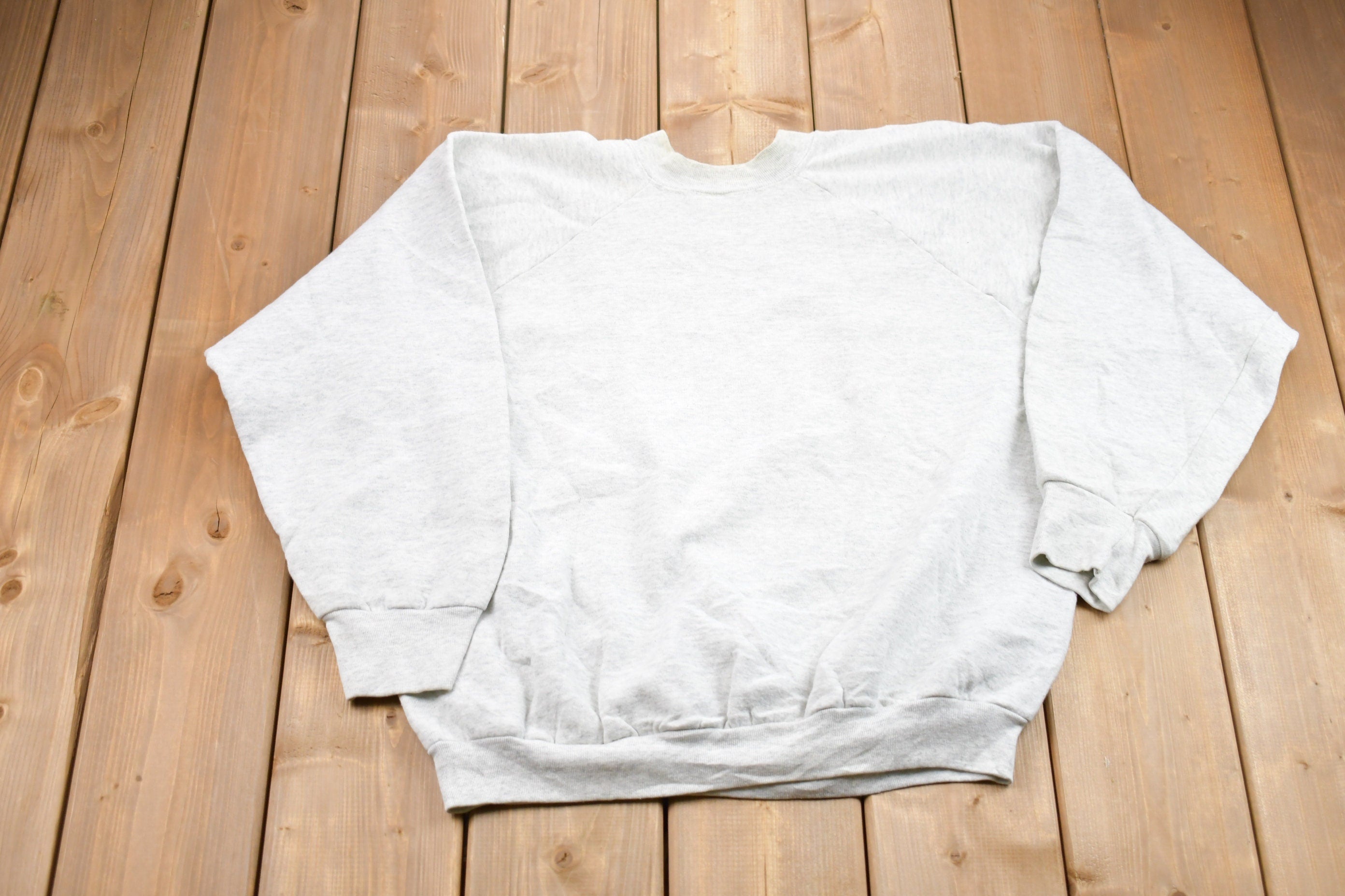Vintage 1996 Avon Basketball Made In USA Crewneck Sweatshirt