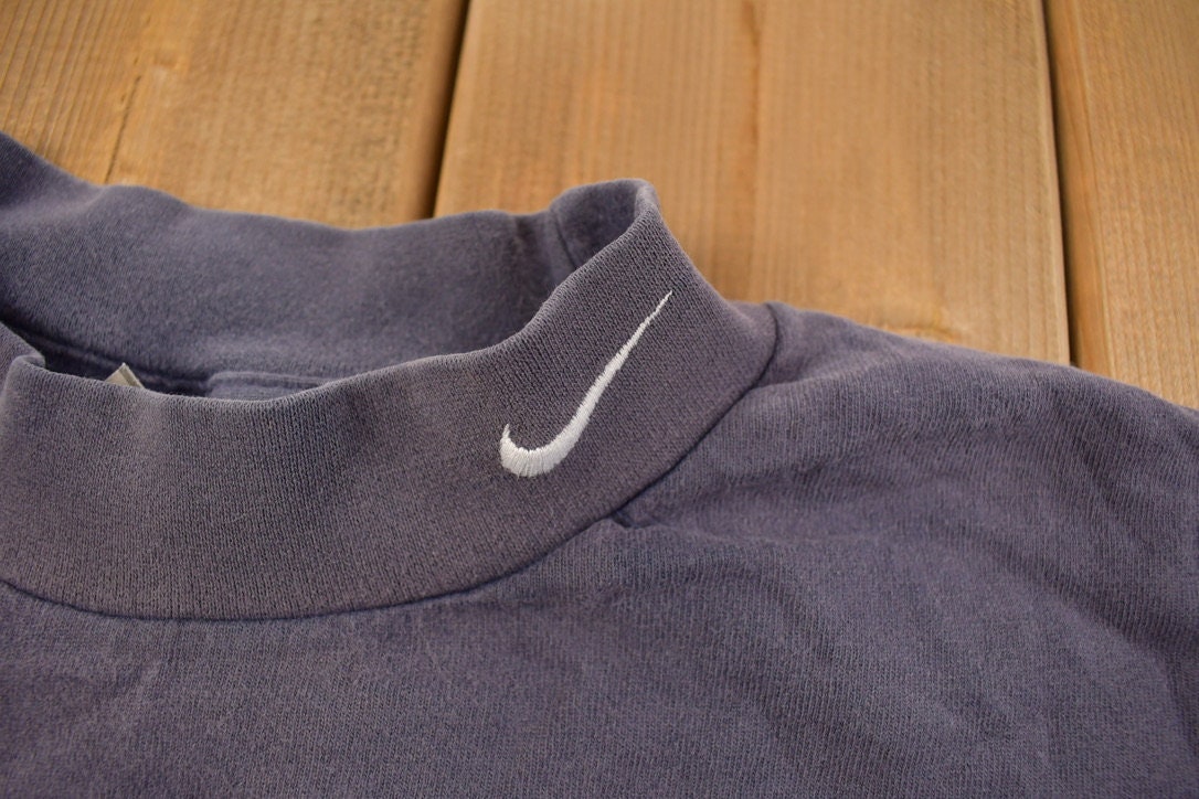 Vintage 1990s Nike Embroidered Mini Swoosh Long Sleeve Sweatshirt