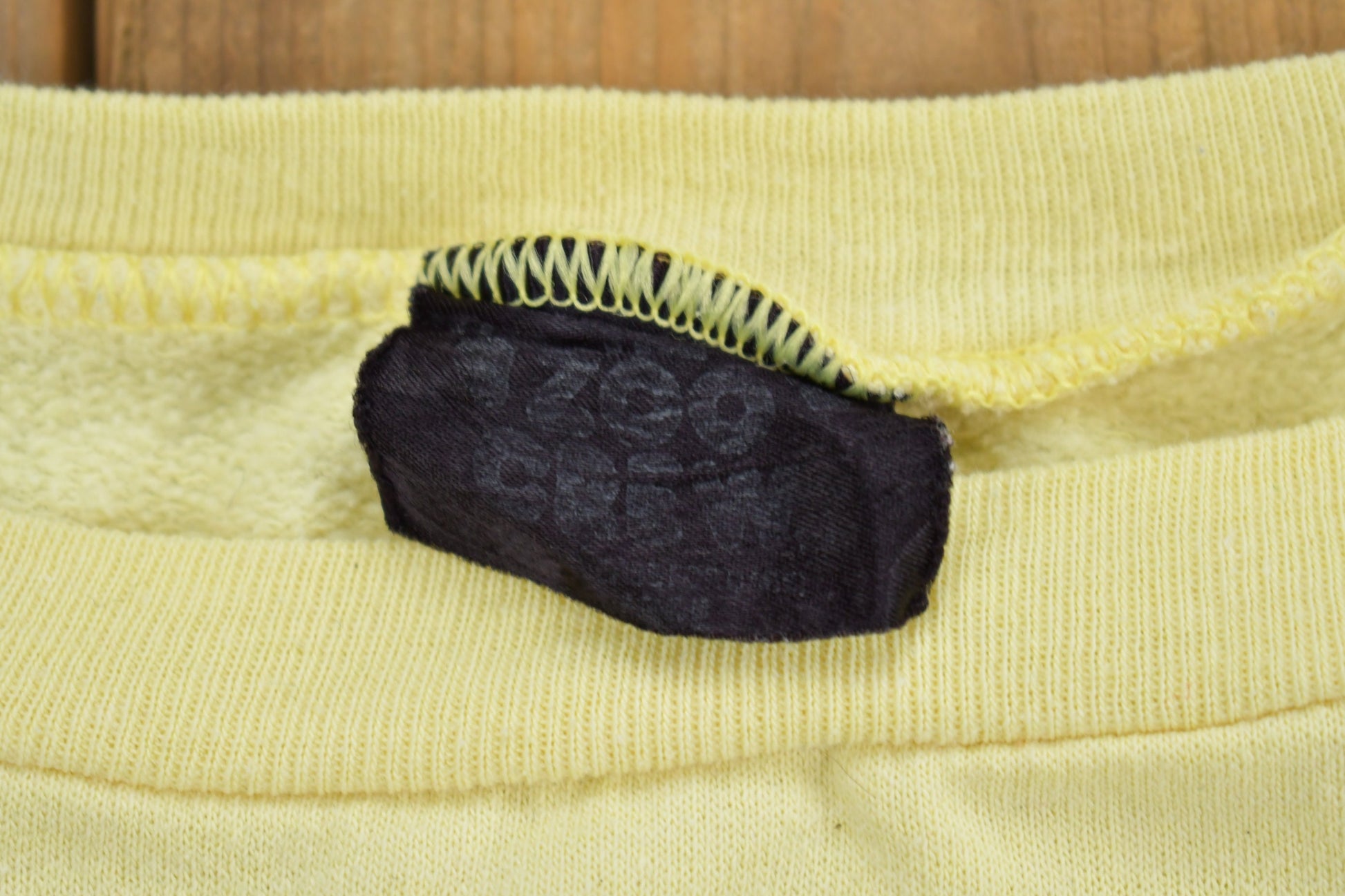 Vintage 1985 Zoo Crew Panda Graphic Crewneck Sweatshirt / 80s Crewneck / Souvenir Sweater / Streetwear / Travel And Vacation / Cute / Nature