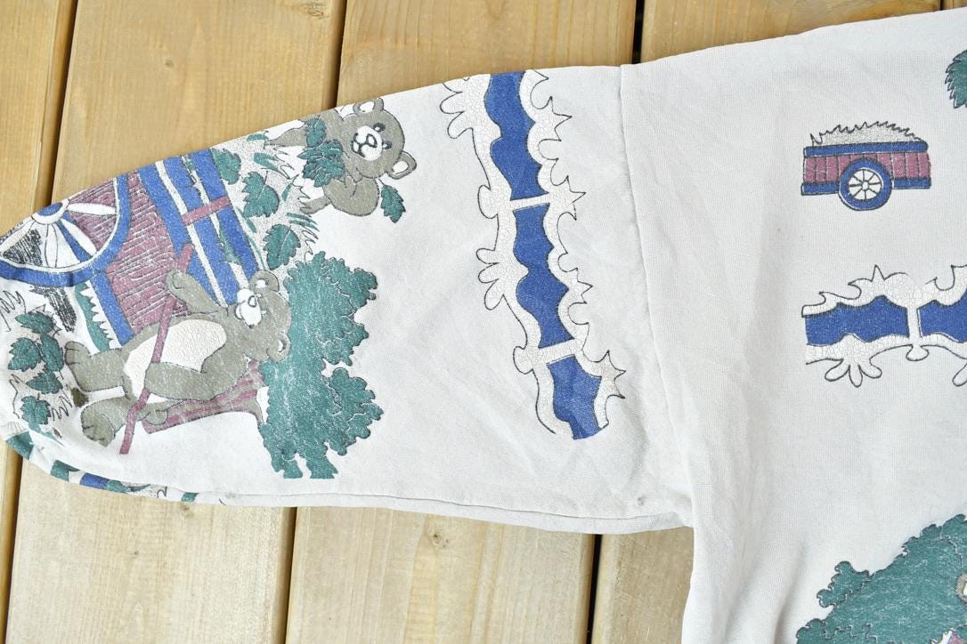 Vintage 1980s AOP Teddy Bear Picnic Crewneck Sweatshirt