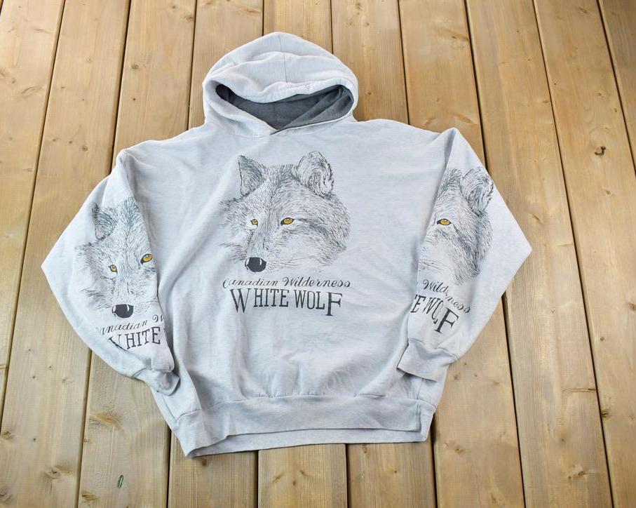 Vintage 1990s Canadian Wilderness White Wolf Outdoorsman Crewneck Sweatshirt
