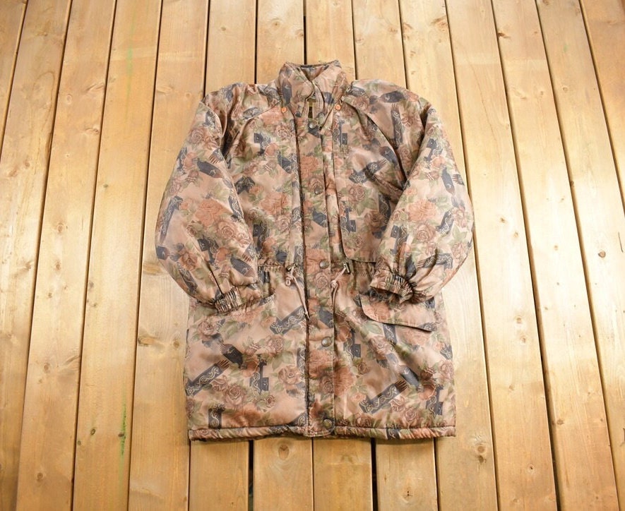 Vintage 1990s Camouflage Polar Wear Puffer Jacket