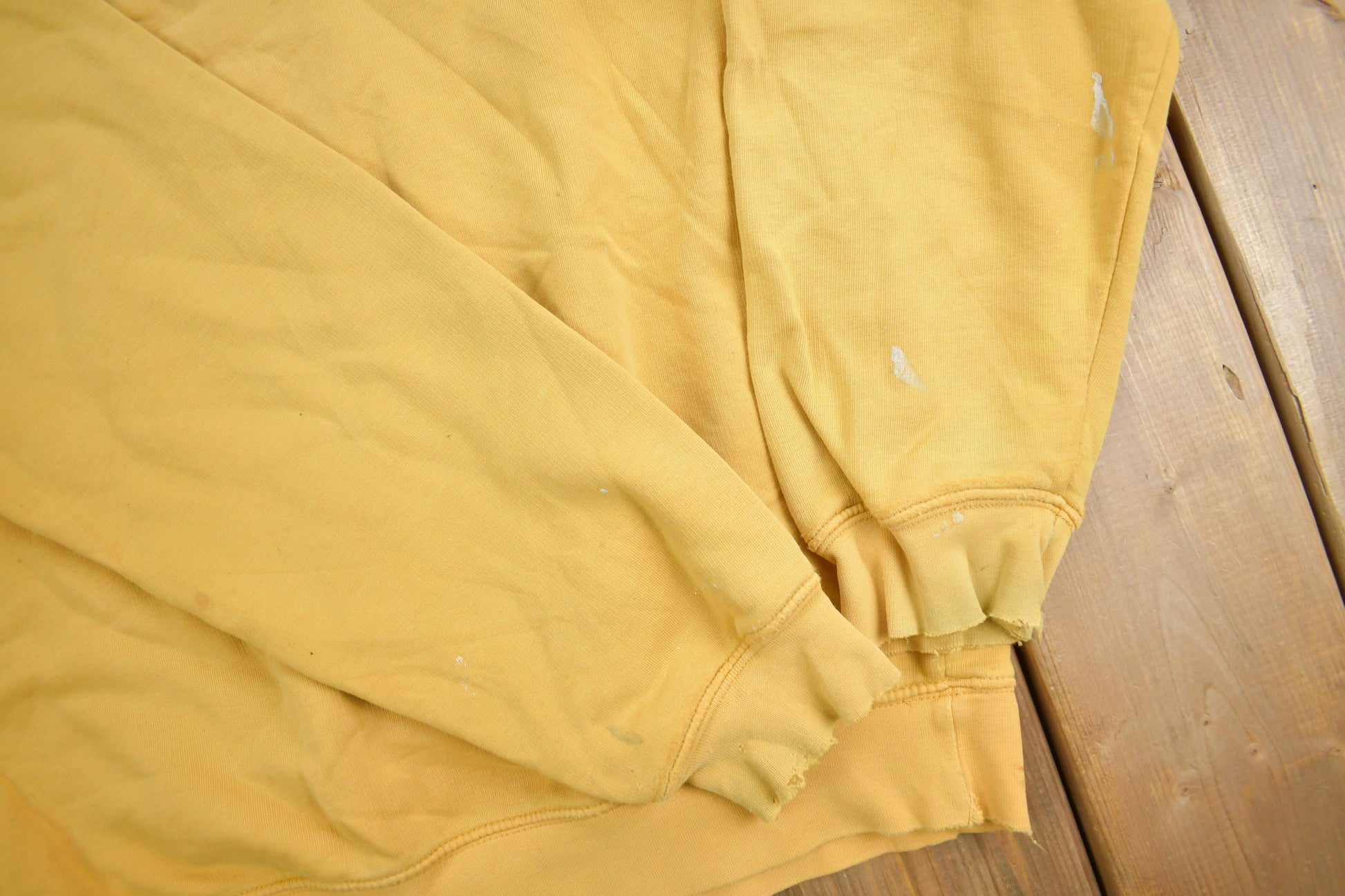 Vintage Y2K Nike Yellow Embroidered Mini Swoosh Crewneck Sweatshirt / Vintage Nike / Sportswear / Sun Faded Crewneck