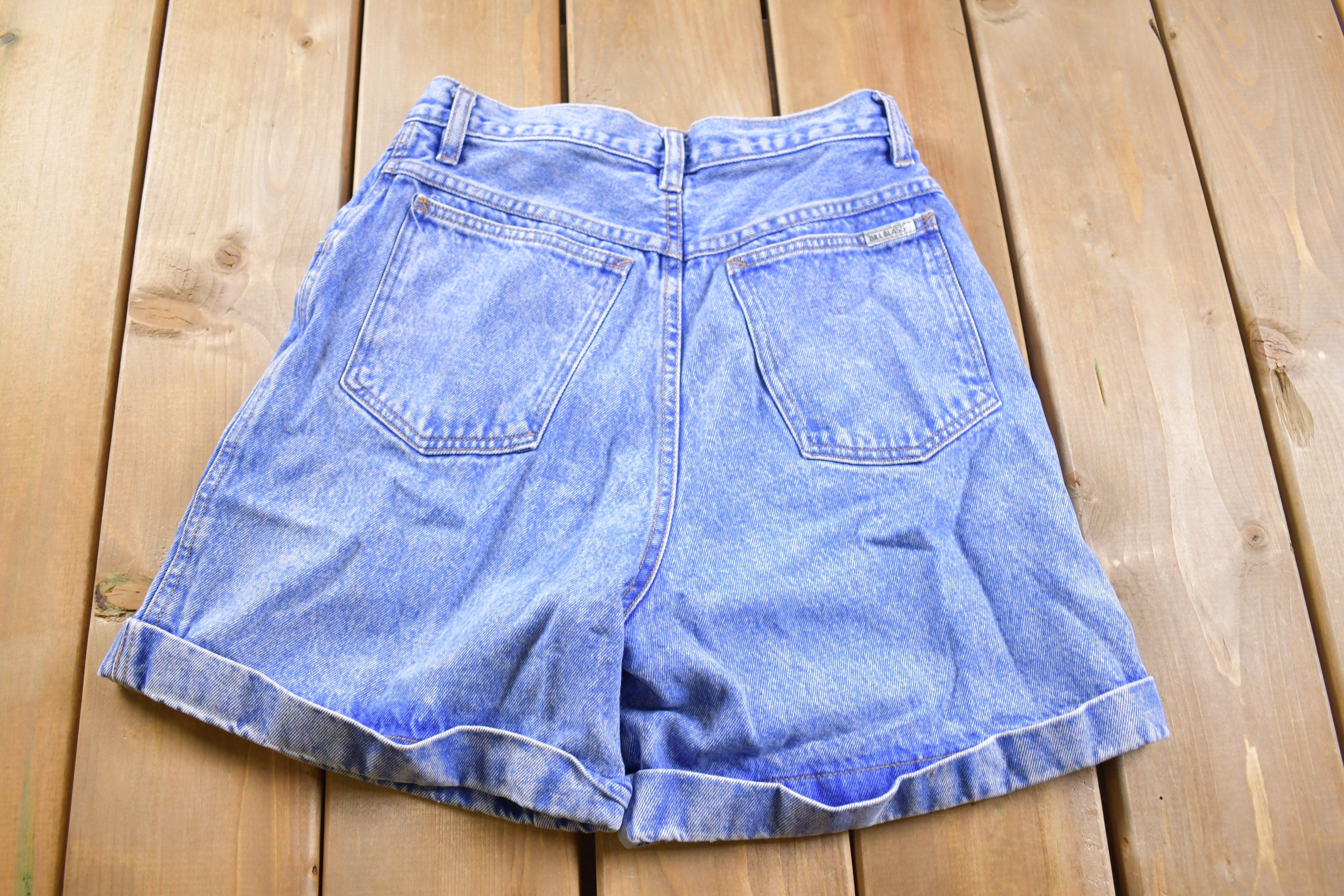 Vintage 1990s Bill Blass Jean Shorts Size 26 x 5
