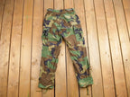 Vintage 1990s Army Camouflage Cargo Pants Size 27x31