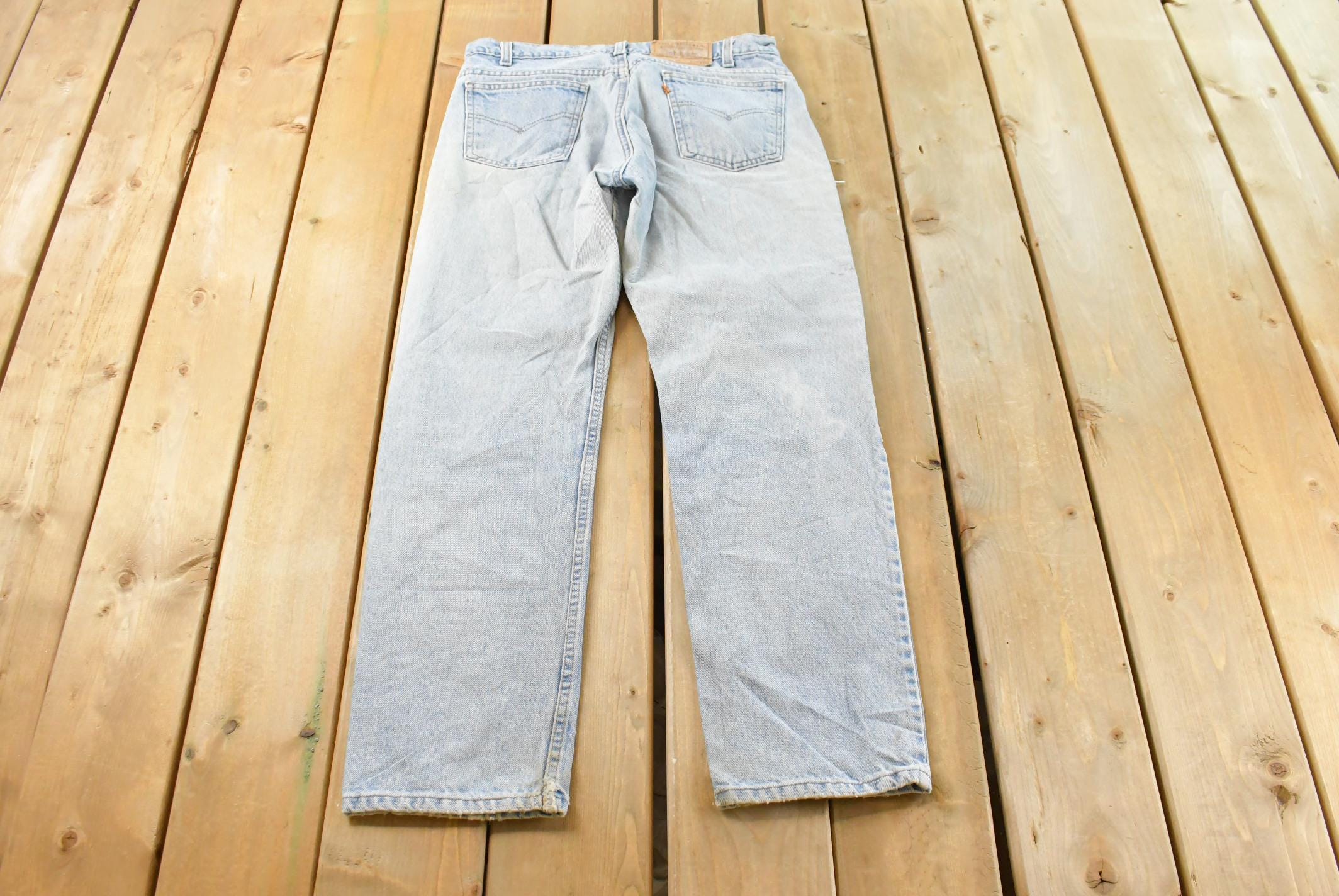 Vintage 1990s Levi's 505 Orange Tab Denim Blue Jeans Size 31 x 29 Made In USA