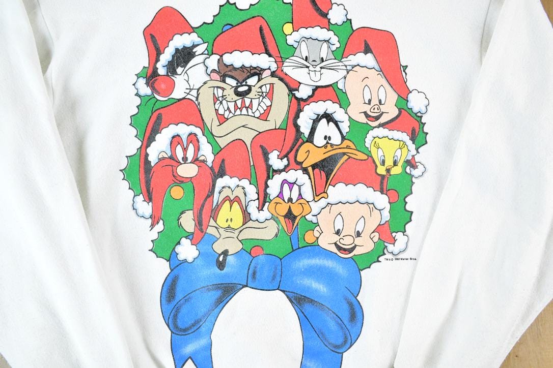 Vintage 1990s Looney Tunes Christmas Crewneck