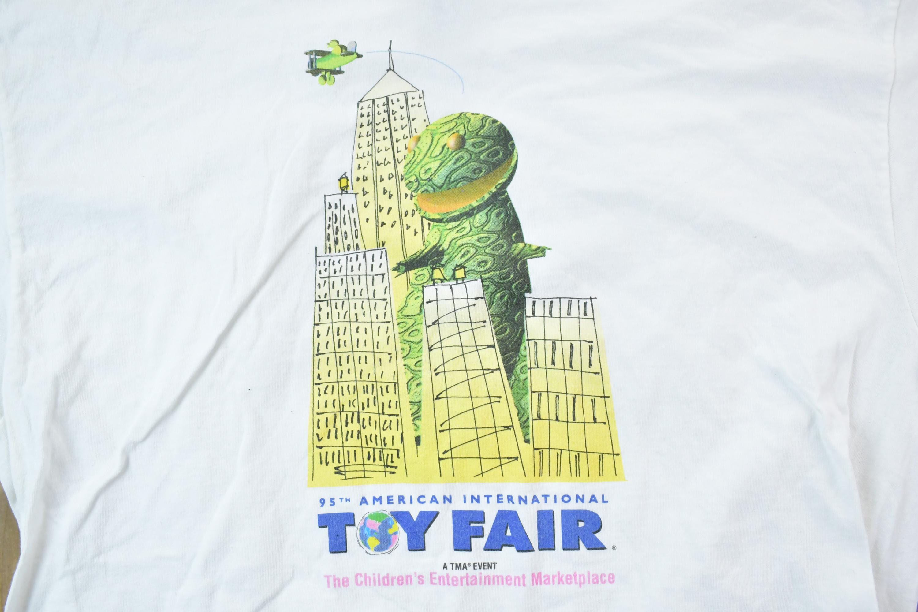 Vintage 1990s 95th American International Toy Fair Graphic T-Shirt