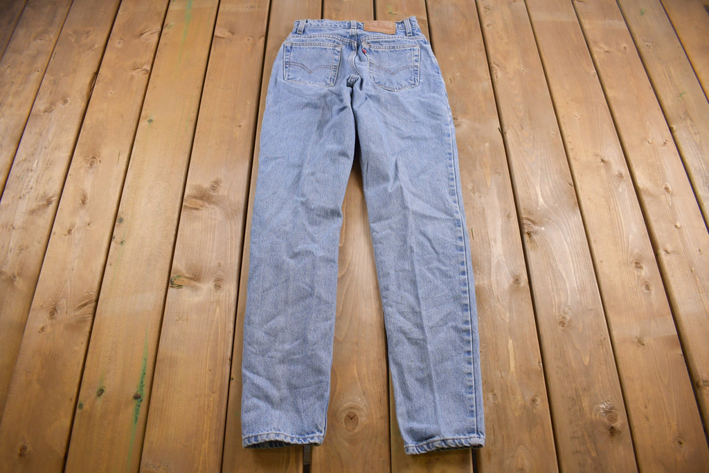 Vintage 1990s Levi's 550 Red Tab Jeans Size 26 x 23 / 90s Denim / Streetwear Fashion / Vintage Denim / Jeans / Light Wash / Vintage Levi's