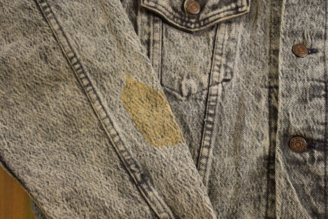 Vintage 1990s Levis Denim Jean Jacket