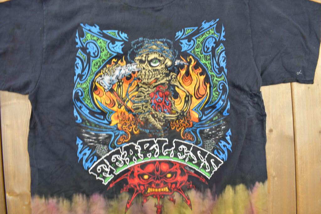 Vintage 1990s FEARLESS All Over Print Skull Graphic T-Shirt /