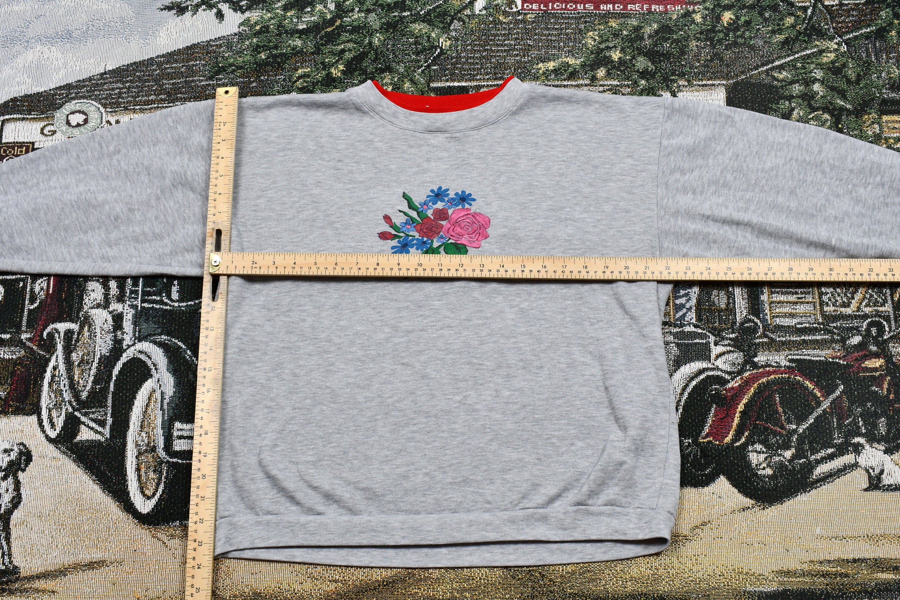 Vintage 1990s Jaclyn Smith Sport Flower Embroidered Crewneck  Nature Print Sweatshirt  Floral Sweatshirt  Casual Grandma Sweater