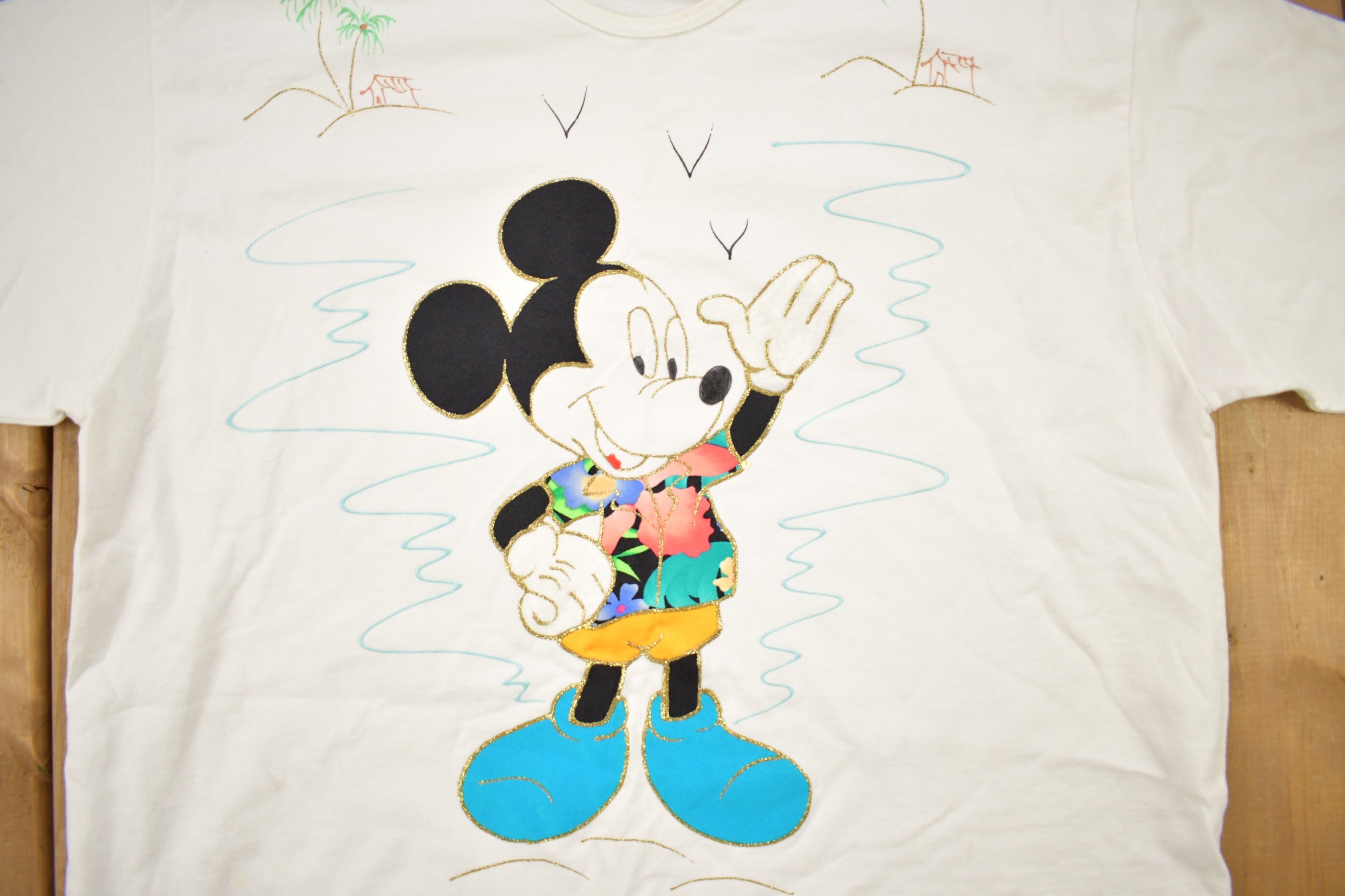 Vintage 1990s Walt Disney World Mickey Mouse Embroidered Graphic Ladies T-Shirt