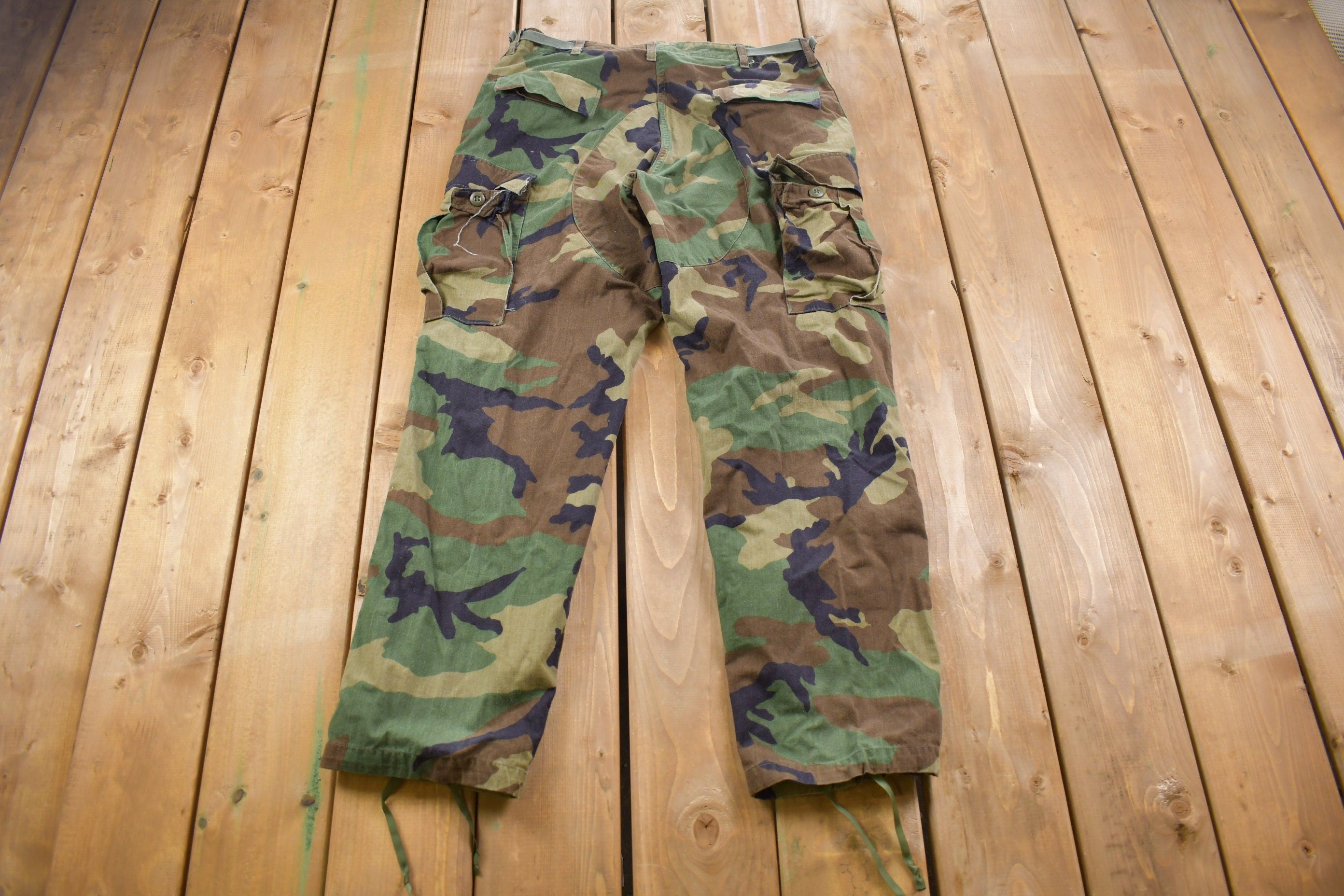 Vintage 2001 Military Woodland Camouflage Cargo Pocket Pants 35 x30