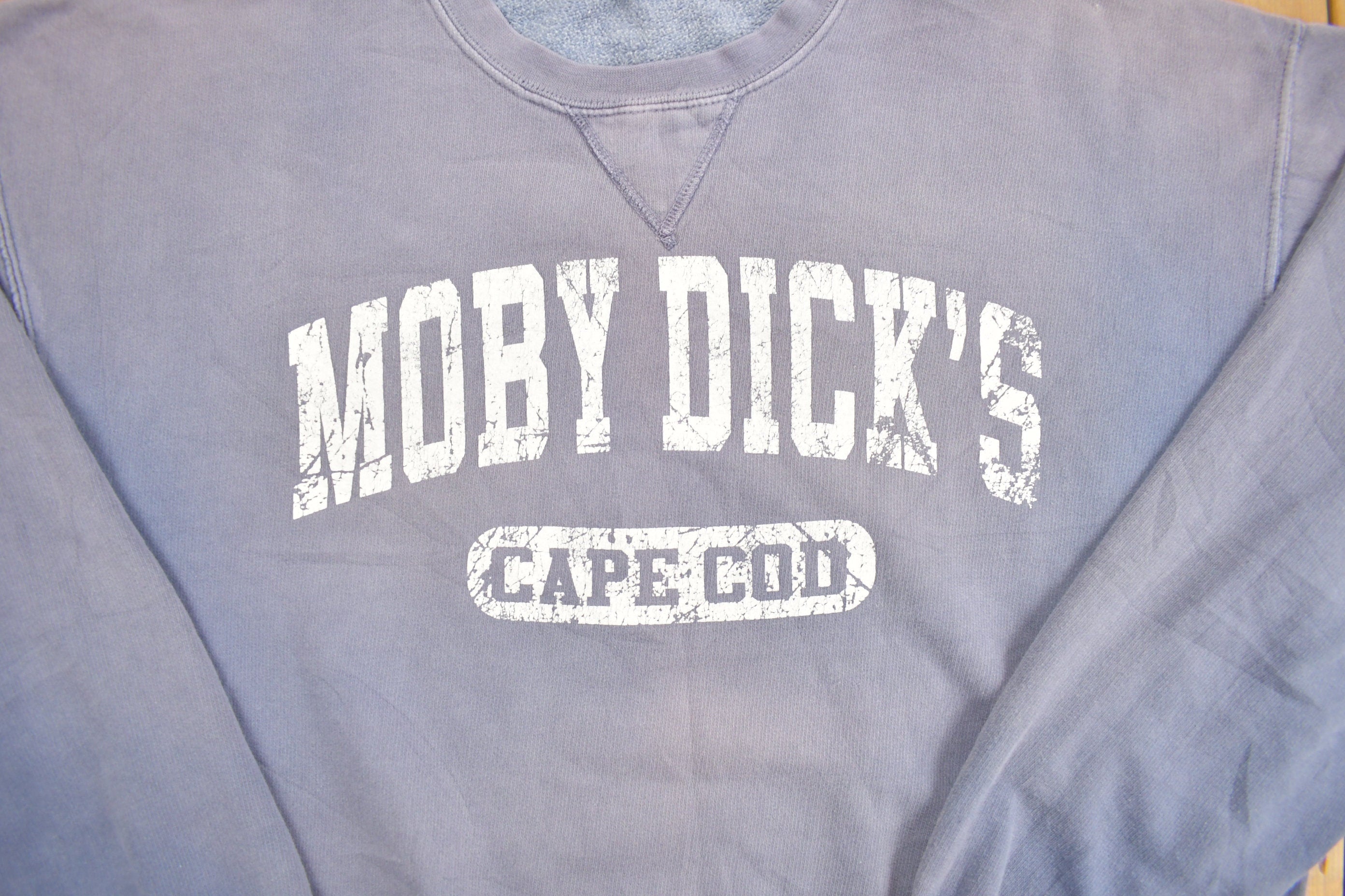 Vintage 1990s Moby Dicks Cape Cod Crewneck Sweatshirt / 90s Crewneck / Souvenir Sweater / Streetwear / Travel And Vacation / Tourist