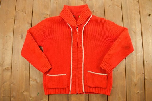 Vintage 1950s Red Collared Cardigan Knit Sweater / Outdoor / Winter Theme / Wool Pullover Sweatshirt / Outerwear / True Vintage
