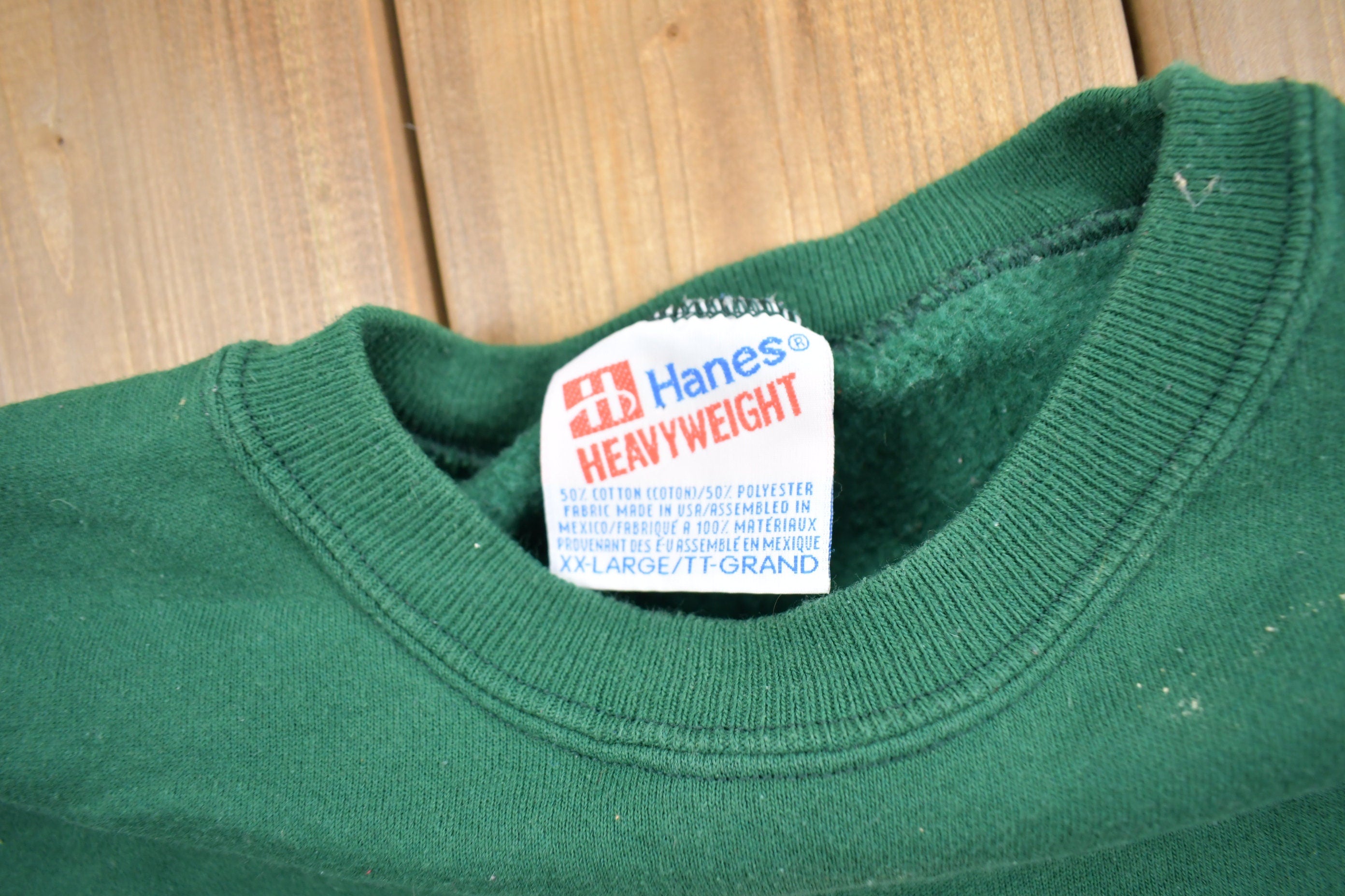 Vintage 1990s Santa Claus Embroidered Crewneck Sweatshirt