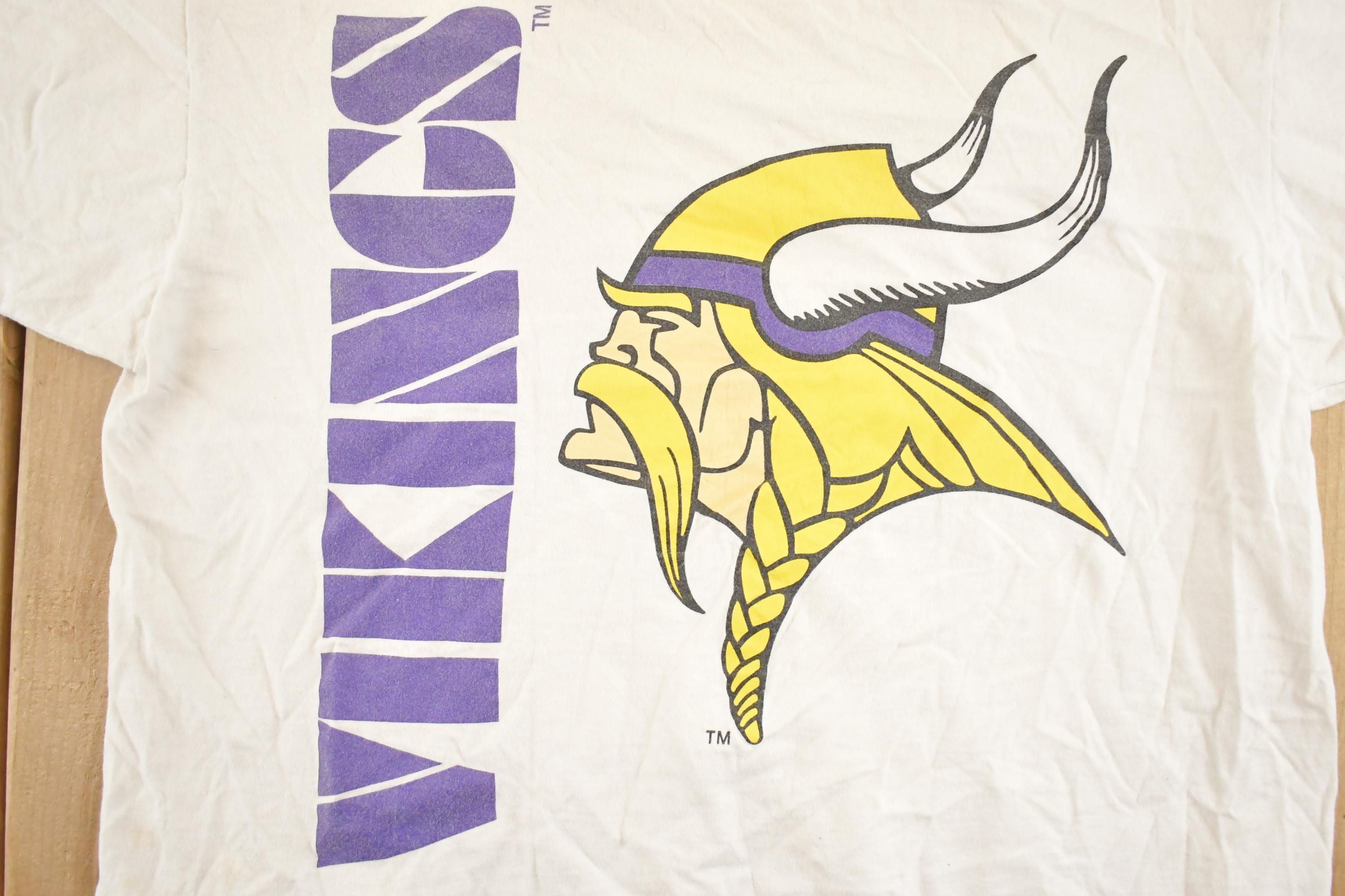Vintage 1990's Minnesota Vikings Miller Lite NFL T Shirt Men's L / Football Fan Apparel / 1990s Sportswear / Single Stitch Tee