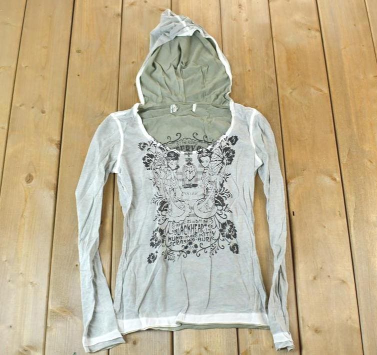 Women Vintage Vigoss Y2K Hooded T-Shirt / Vigoss Grunge Skull Print / Contrast Stitch / Internet Famous Clothing / Over Dyed / Y2K Bedazzled