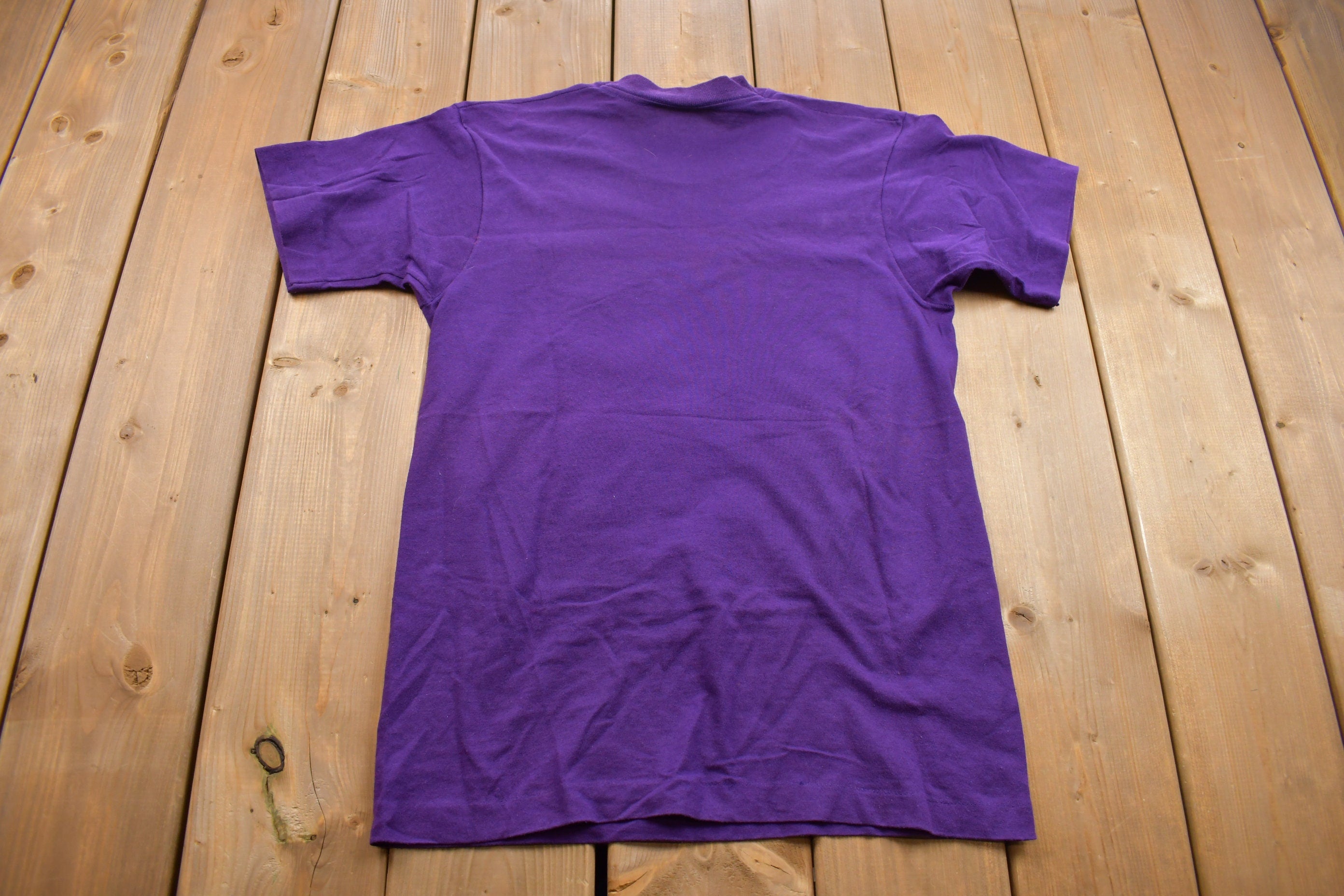Vintage 1990s Boomerang Hearts Graphic T Shirt