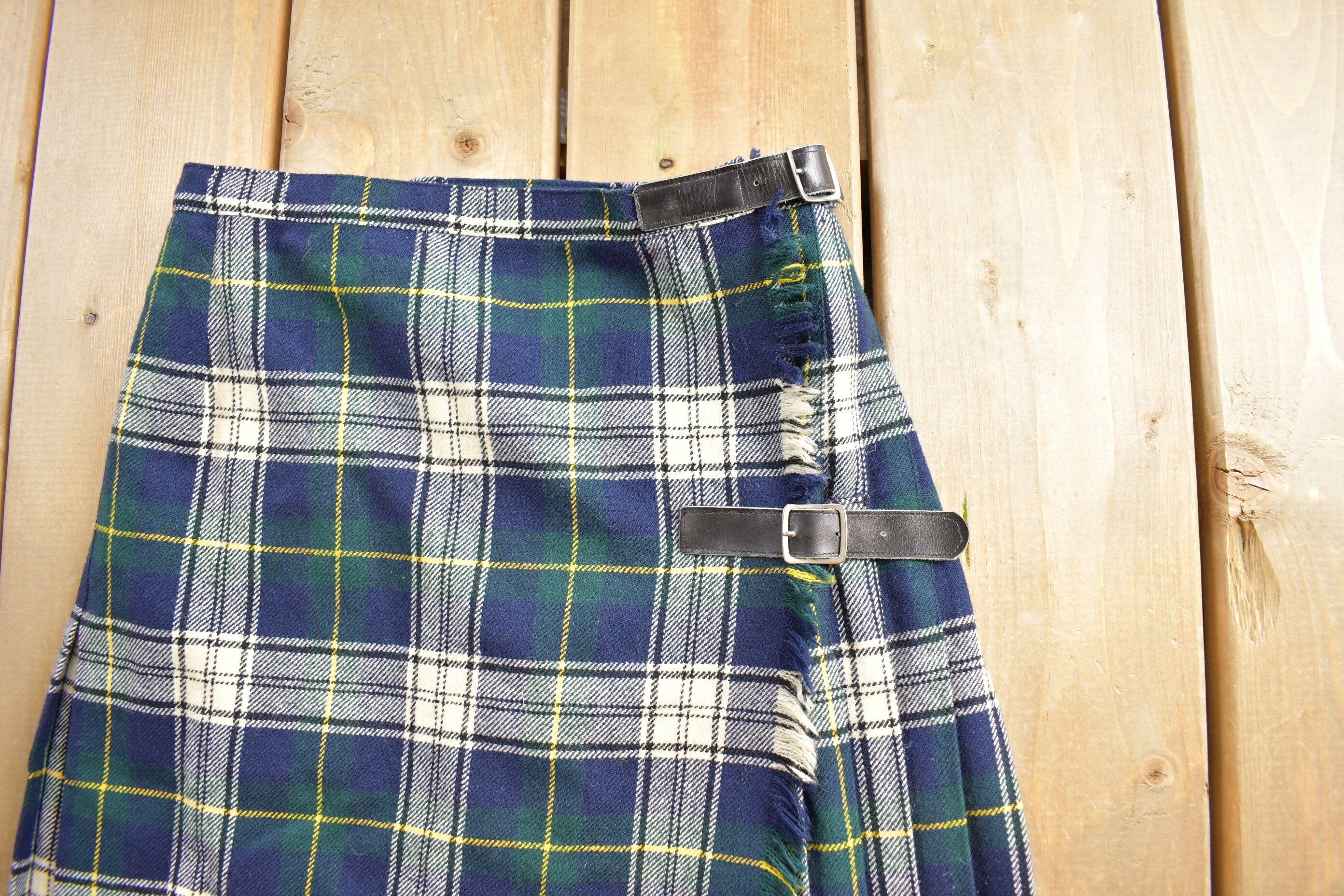 Vintage 1980s Scottish Export House Plaid Kilt Skirt 24 x 28.5