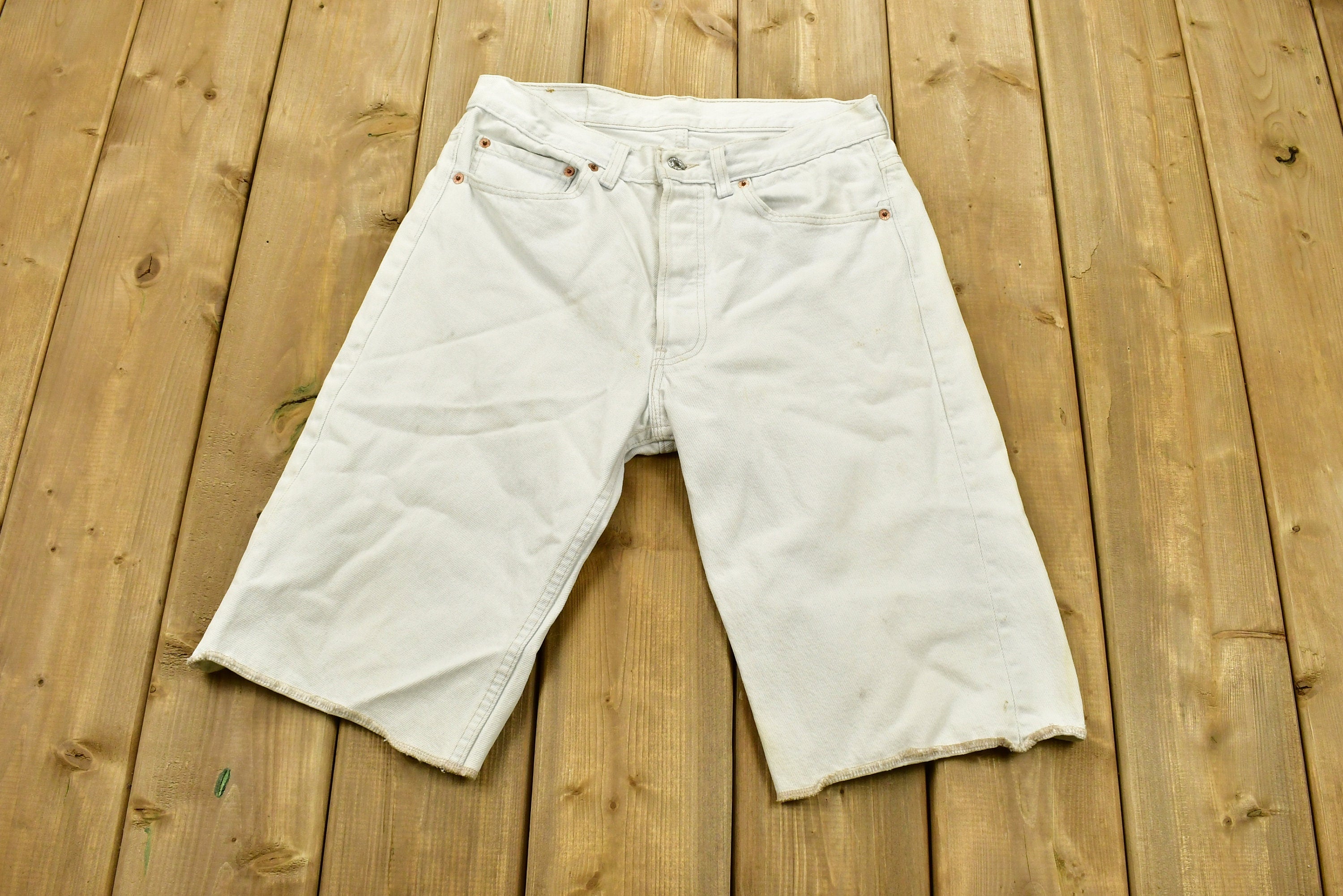 Vintage 1990s Levi's 501 Red Tab Jean Shorts Size 31