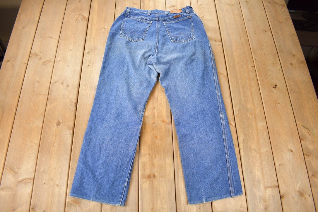 Vintage 1970s Wrangler Women's Jeans Size 30 x 26 Made in USA
