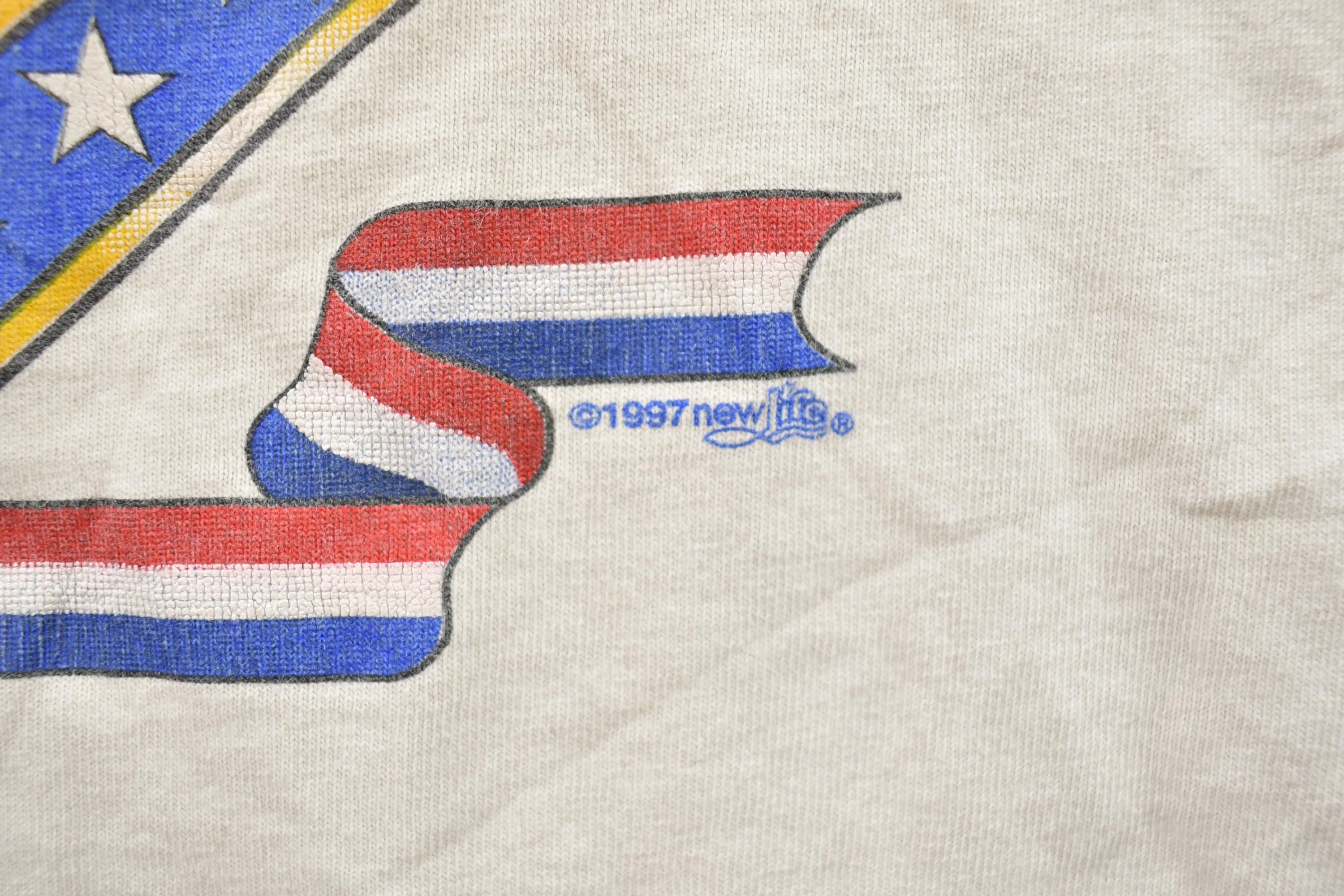 Vintage 1997 Proud To Be American Eagle And American Flag Souvenir T-Shirt