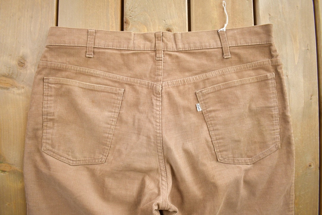 Vintage 1970s Levi's Corduroy Pants Size 33x28 Made in USA  80s Corduroy Streetwear Fashion  Vintage Levi's  Wide Leg