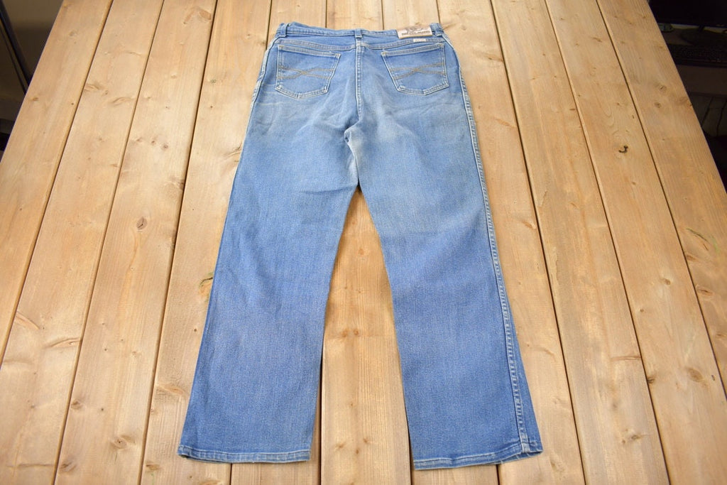 Vintage 1990s Dee Cee Light Wash Women's Jeans Size 32 x 26 Made in USA