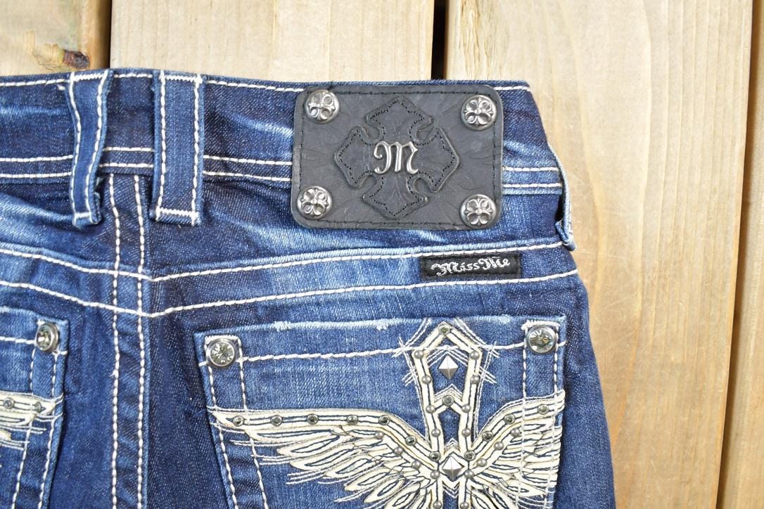 Vintage Y2K Miss Me Bedazzled Low Rise Jeans Size 26x31