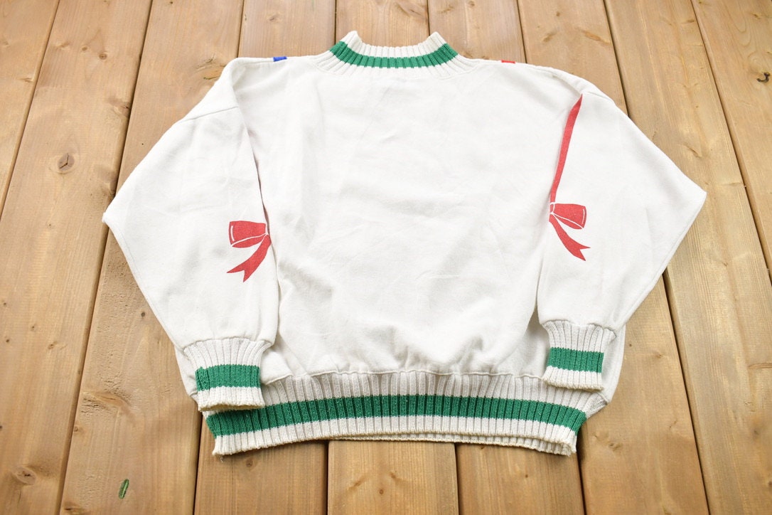 Vintage 1990s Cute Ornaments Boundary Waters Crewneck Sweater