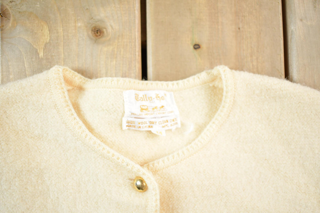 Vintage 1960s Off White 100% Wool Knit Cardigan