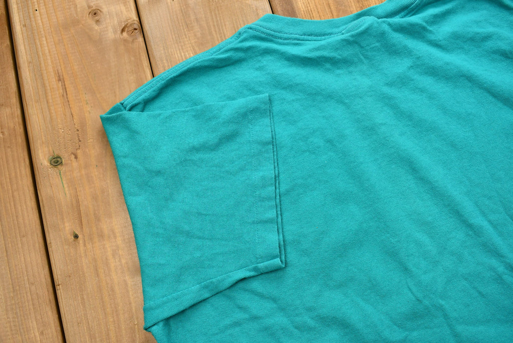 Vintage 1990s Floral Graphic T-Shirt